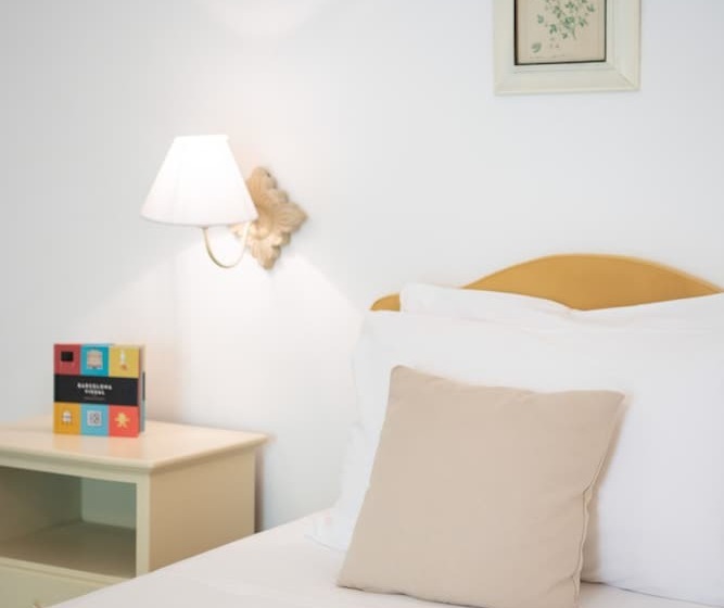 اتاق لوکس چهار تخته, Grand Hotel Tritone