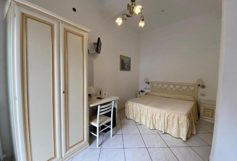 اتاق استاندارد, La Perla