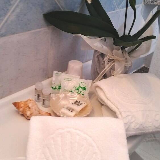 اتاق استاندارد یک نفره, La Perla