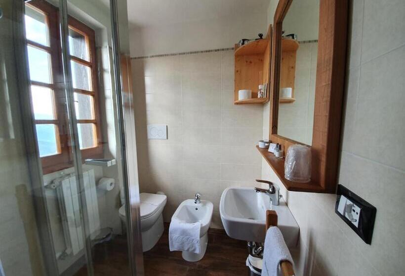 اتاق استاندارد سه نفره, Locanda Il Rustichello