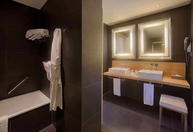 Superior Room with Terrace, NH Palermo