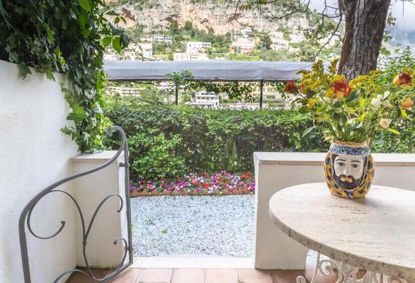 اتاق استاندارد با چشمانداز باغ, Poseidon