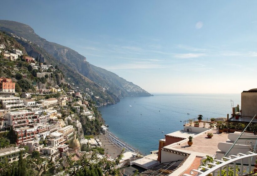 اتاق سوپریور با چشمانداز دریا, Poseidon