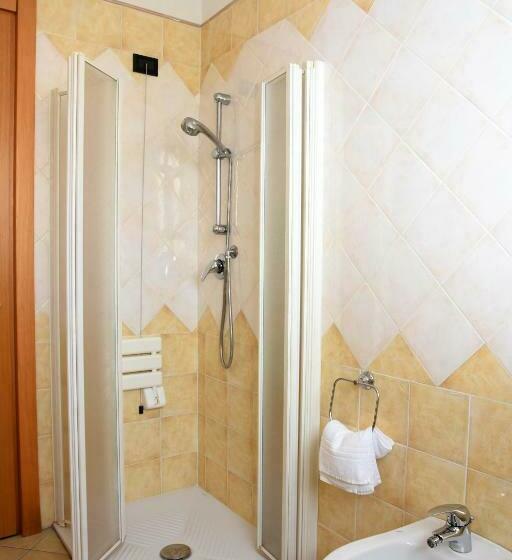 استودیوی استاندارد, Residence Moderno