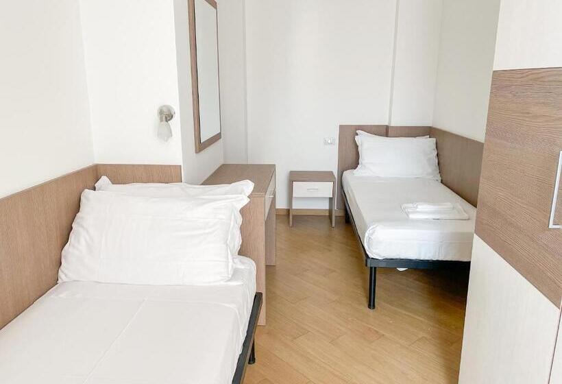 آپارتمان 2 خوابه, Homiday   Residence K2