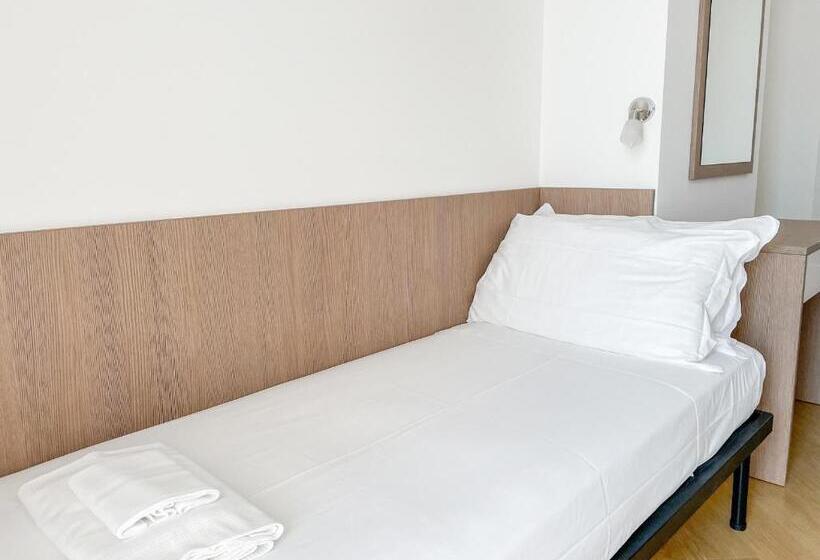 آپارتمان 2 خوابه, Homiday   Residence K2