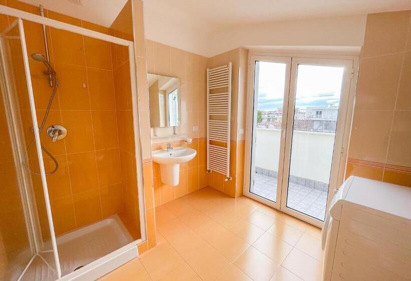 1 Bedroom Penthouse Apartment, Homiday   Residence K2