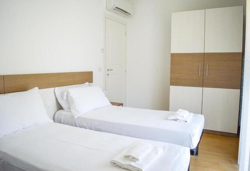 آپارتمان 1 خوابه همکف, Homiday   Residence K2