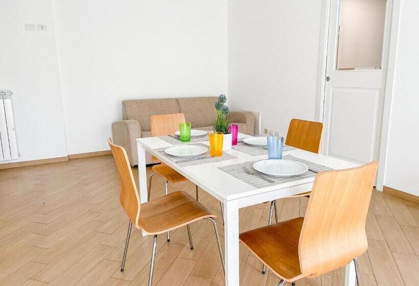 آپارتمان 2 خوابه, Homiday   Residence K2