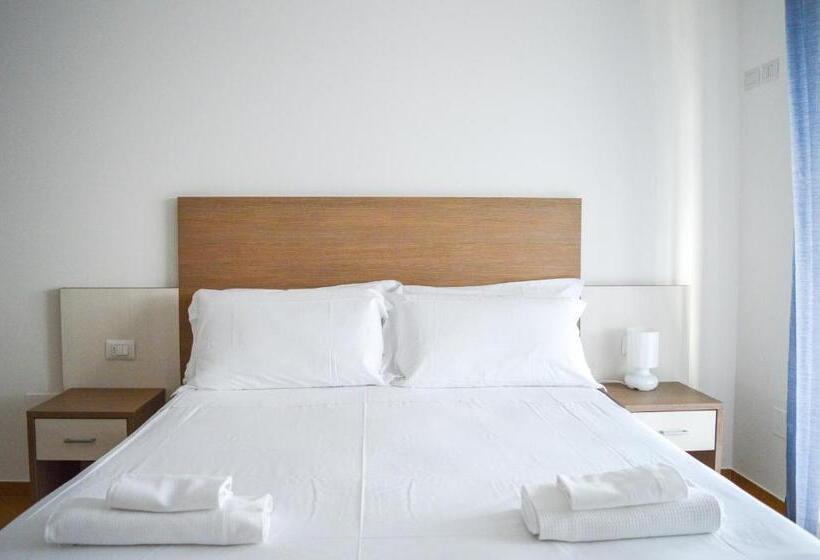1 Bedroom Penthouse Apartment, Homiday   Residence K2