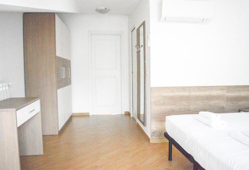 Apartamento Ático 1 Dormitorio, Homiday   Residence K2