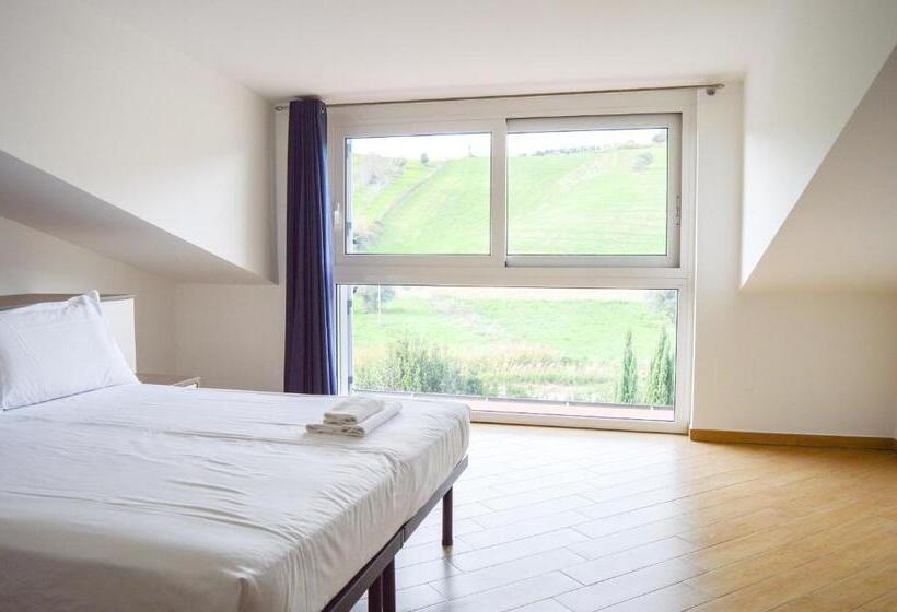 1 Bedroom Penthouse Apartment, Homiday   Residence K2
