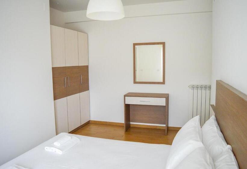 آپارتمان 1 خوابه همکف, Homiday   Residence K2
