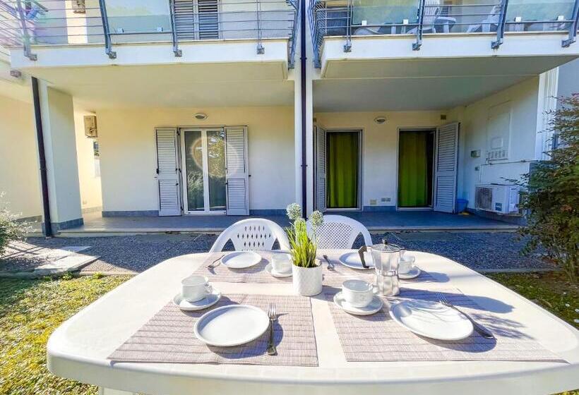 آپارتمان 1 خوابه همکف, Homiday   Residence K2