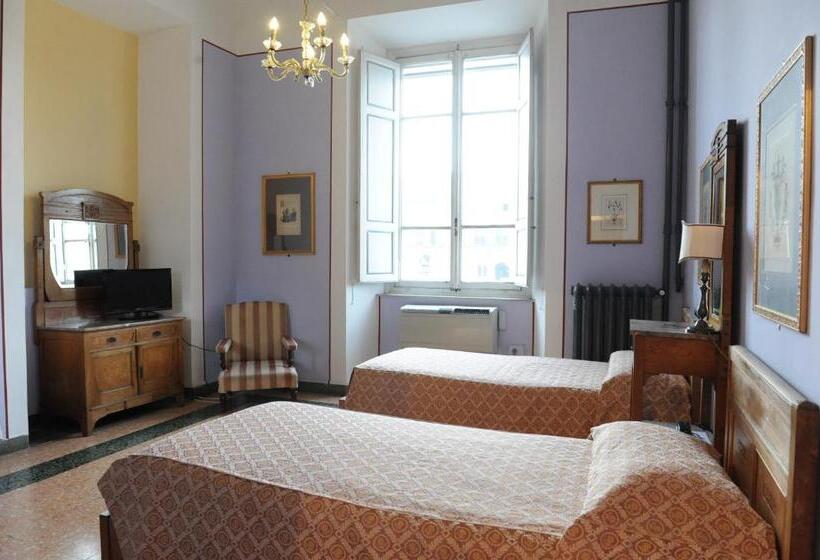 Classic room with river view, Royal Victoria