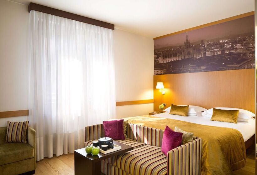اتاق استاندارد سه نفره, Starhotels Tourist