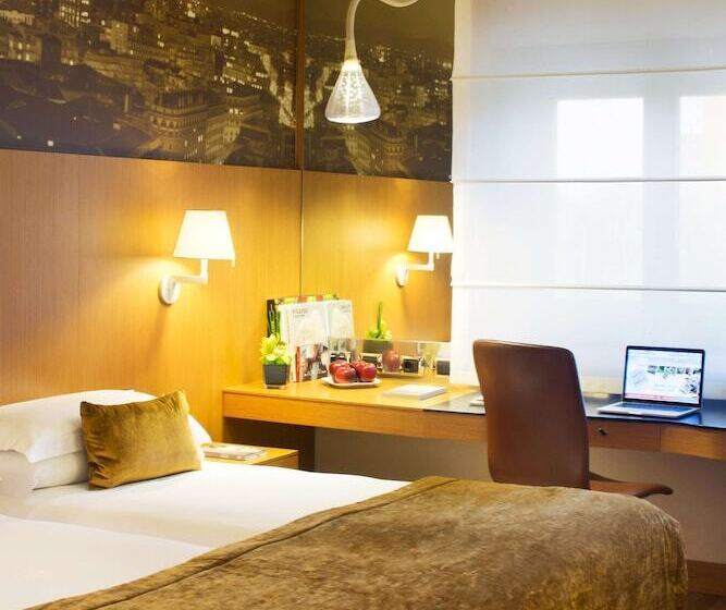اتاق سوپریور, Starhotels Tourist
