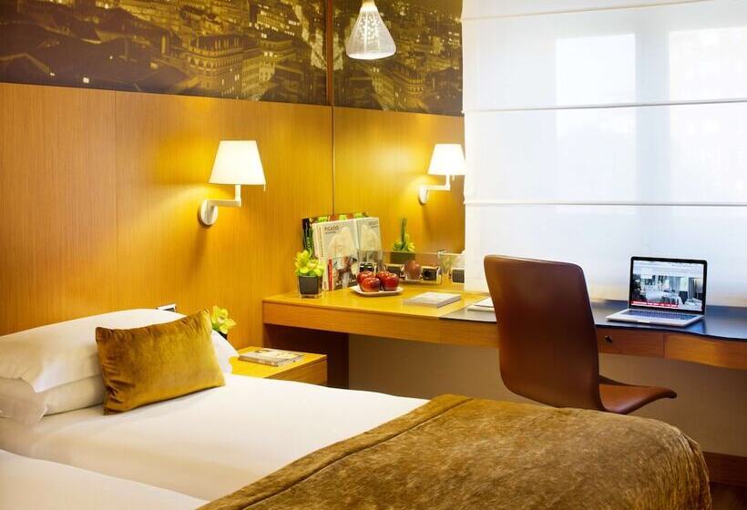 اتاق سوپریور, Starhotels Tourist
