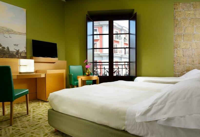 Habitació Triple Superior, Unahotels Napoli