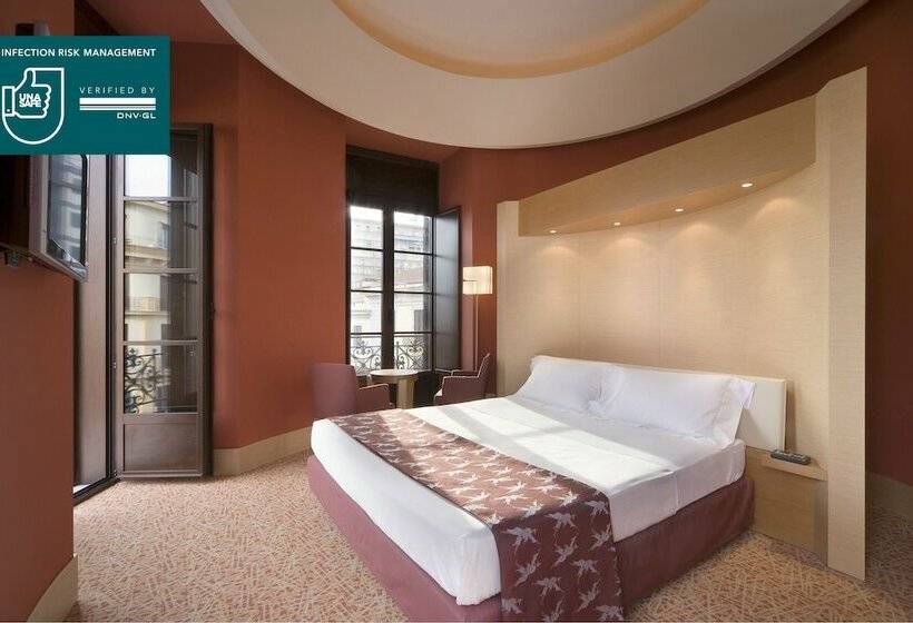 Habitació Triple Superior, Unahotels Napoli