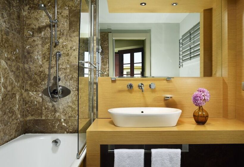 Habitació Clàssica, Unahotels Napoli