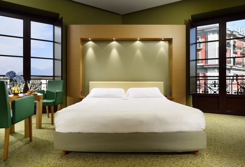 Suite, Unahotels Napoli