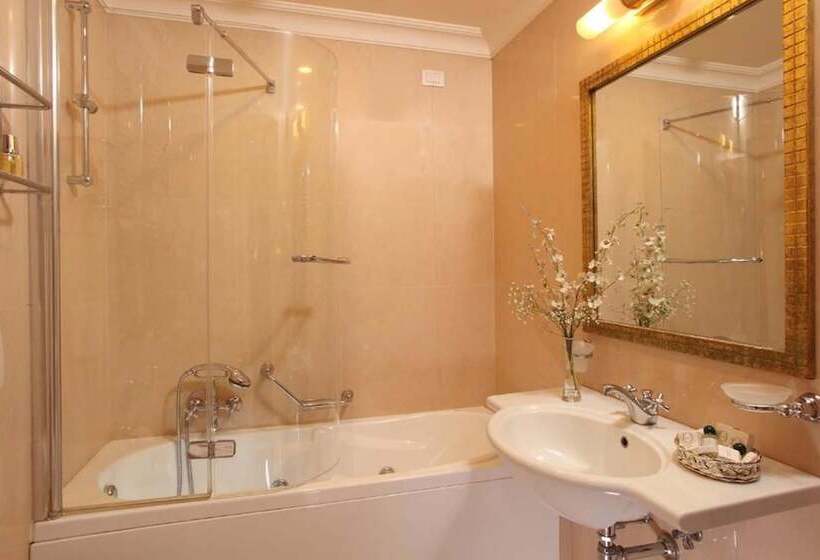 اتاق استاندارد یک نفره, Villa Glori