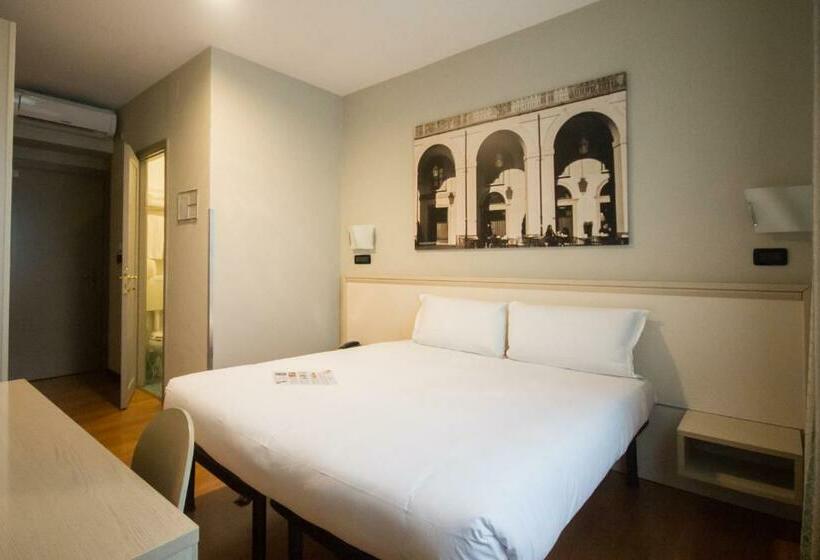 Quarto Estandar, Dock Milano