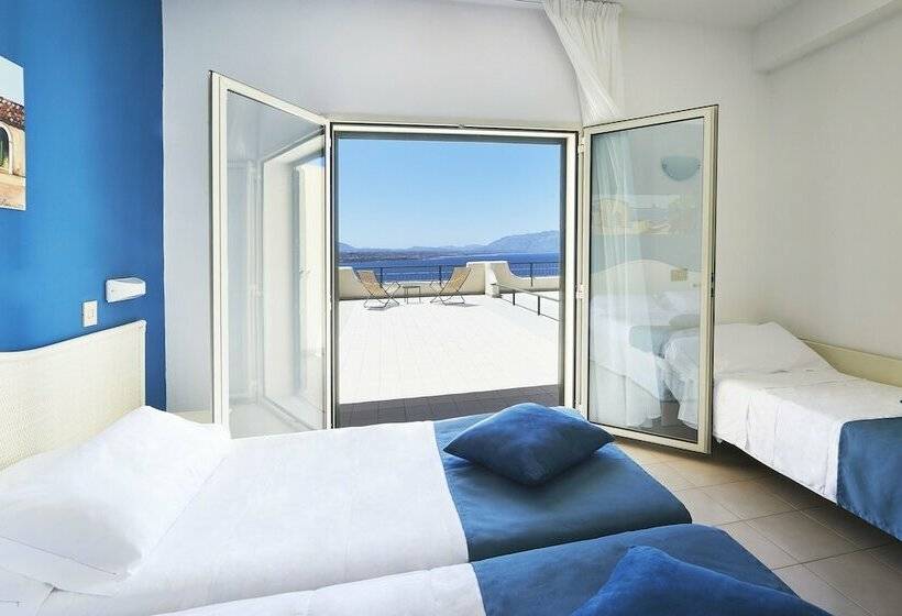 3 Bett Superior Zimmer, Cdss Terrasini  Citta Del Mare