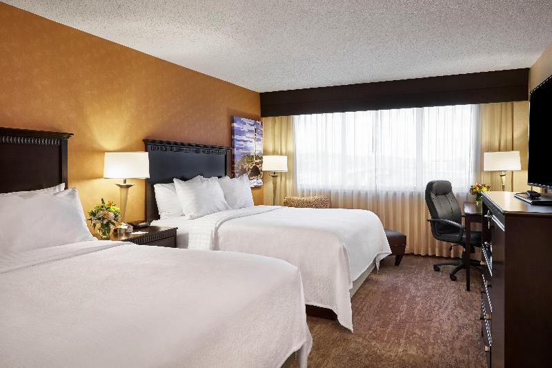 اتاق استاندارد چهار تخته با چشم‌انداز دریا, Grand Hotel Excelsior