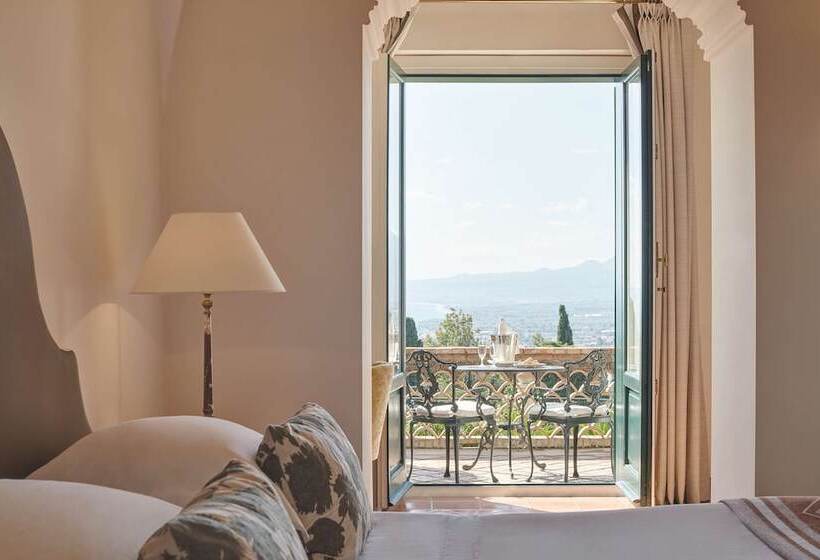 سوئیت جونیور پریمیوم با چشم‌انداز دریا, Grand Hotel Timeo, A Belmond Hotel, Taormina