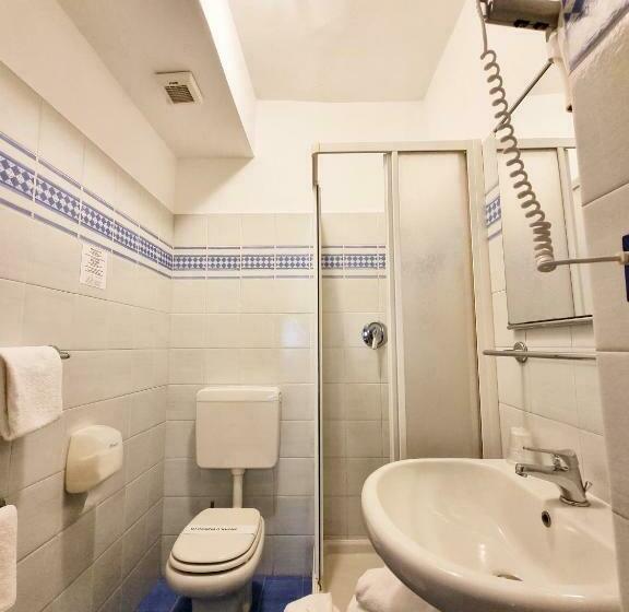 اتاق استاندارد, Green Class Hotel Astoria