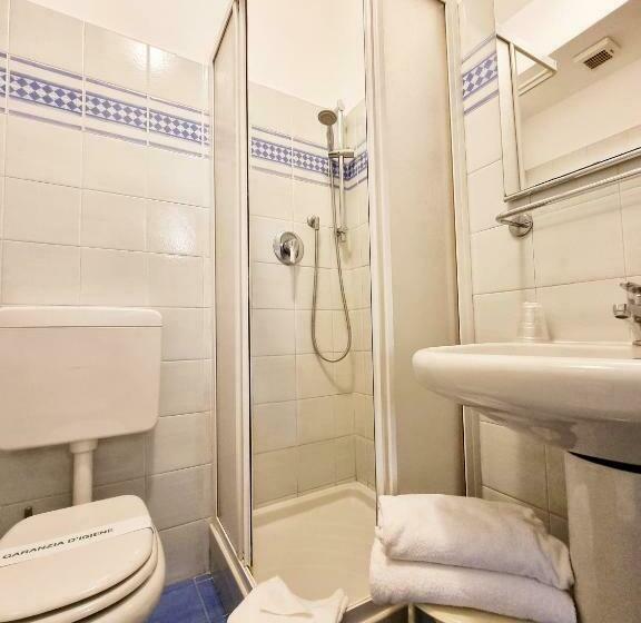 اتاق استاندارد, Green Class Hotel Astoria