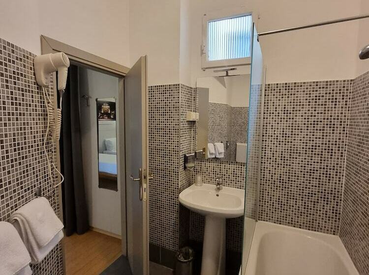 اتاق استاندارد, Green Class Hotel Astoria