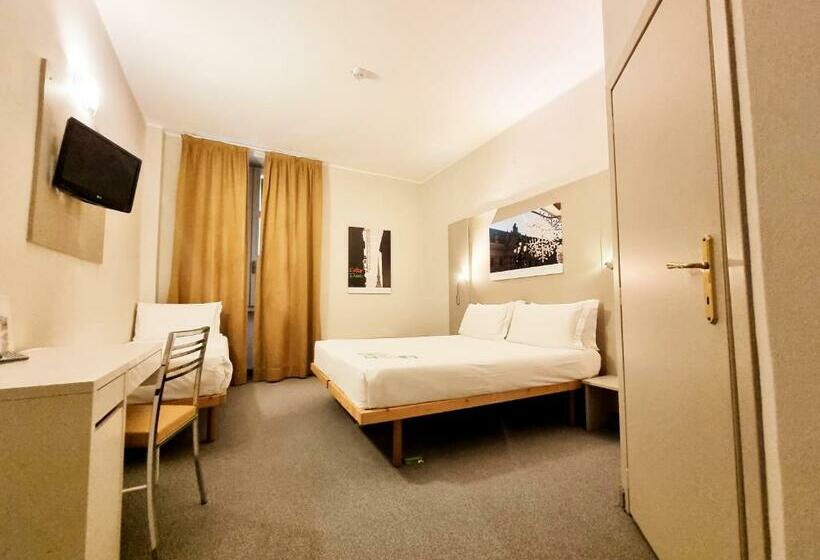 Standard Triple Room, Astoria Torino Porta Nuova