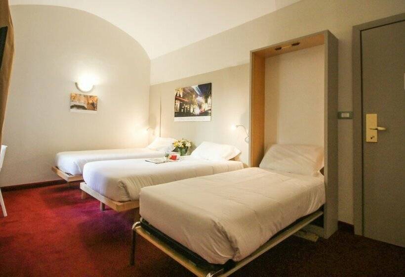 اتاق استاندارد سه نفره, Green Class Hotel Astoria