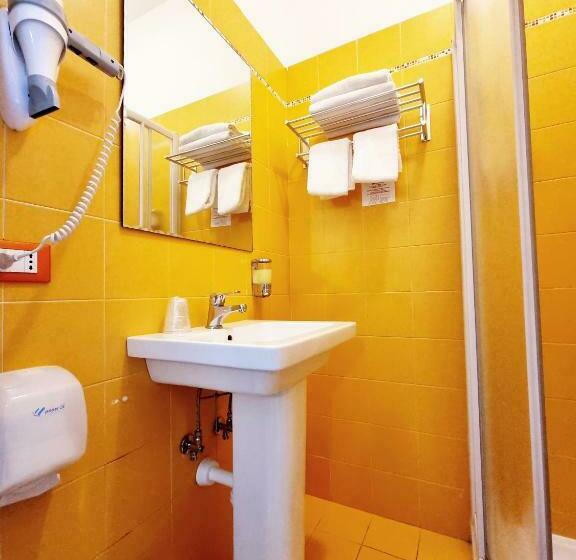 اتاق عادی, Green Class Hotel Astoria