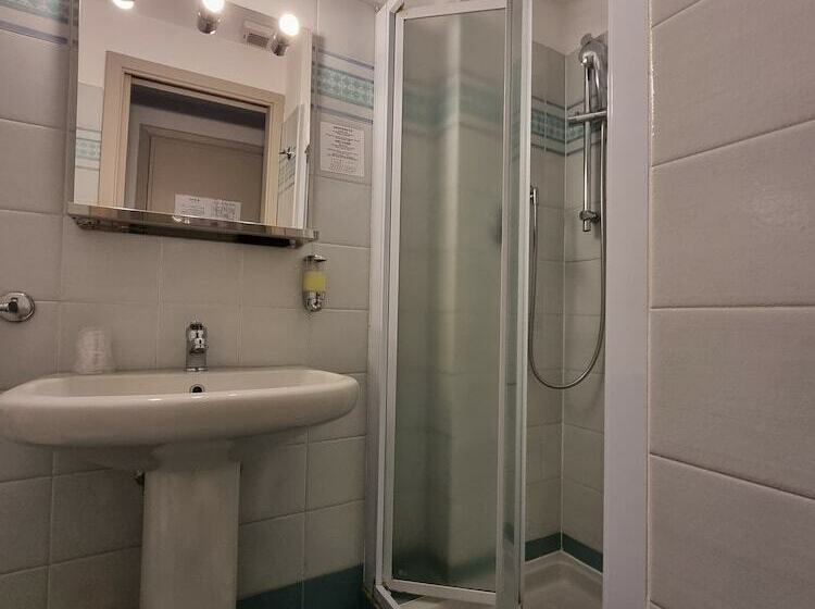 اتاق عادی, Green Class Hotel Astoria