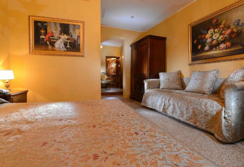 Triple Classic Room, Antico Panada