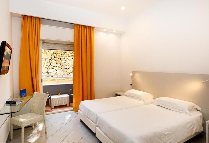اتاق استاندارد, Art Hotel Gran Paradiso