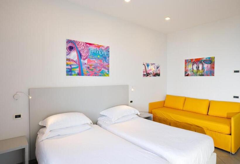 اتاق سوپریور با چشم‌انداز دریا, Art Hotel Gran Paradiso