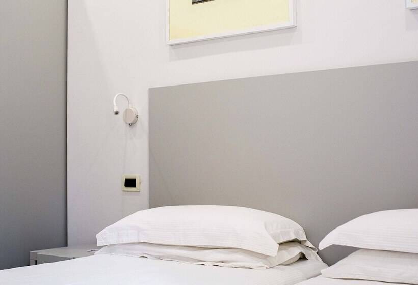 اتاق استاندارد با چشم‌انداز دریا, Art Hotel Gran Paradiso