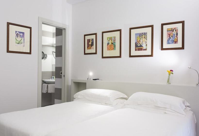 اتاق پرمیوم با چشم‌انداز دریا, Art Hotel Gran Paradiso