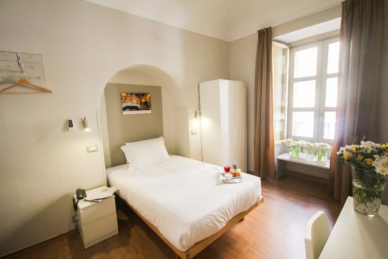 اتاق استاندارد یک نفره, Green Class Hotel Astoria