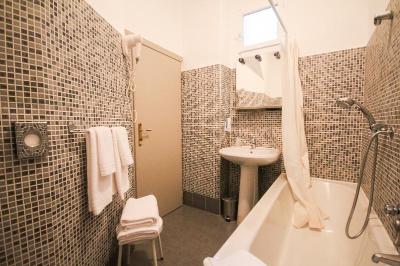 اتاق استاندارد, Green Class Hotel Astoria