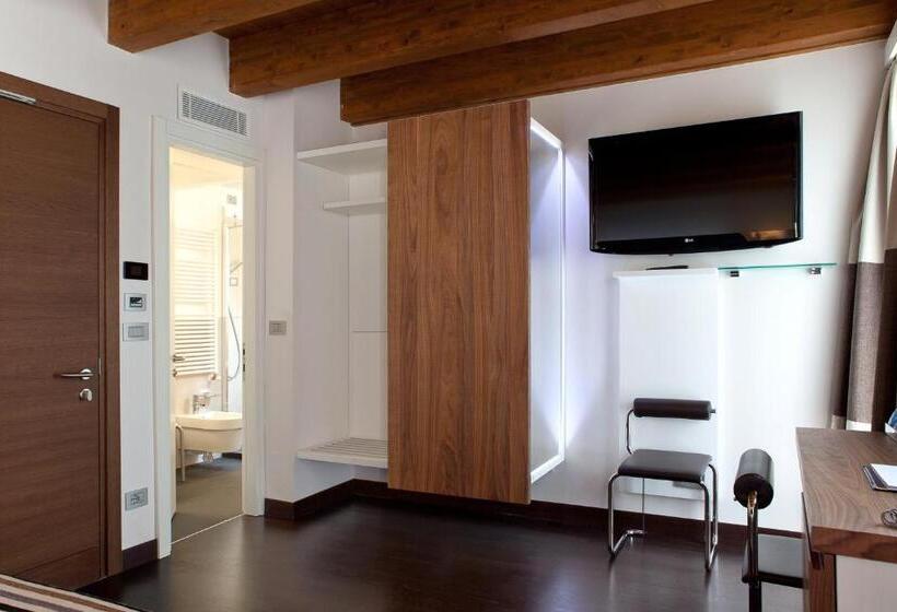 اتاق سوپریور, Best Western Plus Hotel De Capuleti