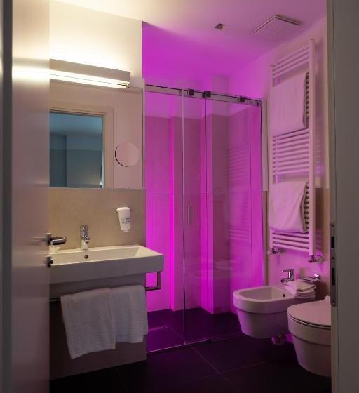 اتاق استاندارد سه نفره, Best Western Plus Hotel De Capuleti