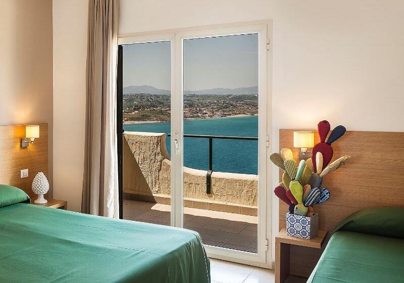 اتاق سوپریور سه تخته, Cdshotels Terrasini   Città Del Mare