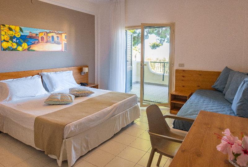 اتاق استاندارد با چشم‌انداز باغ, Cdshotels Terrasini   Città Del Mare