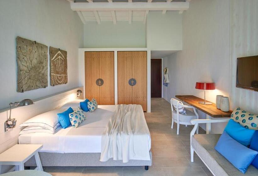 اتاق کلاسیک چهارنفره, Due Lune Puntaldia Resort & Golf